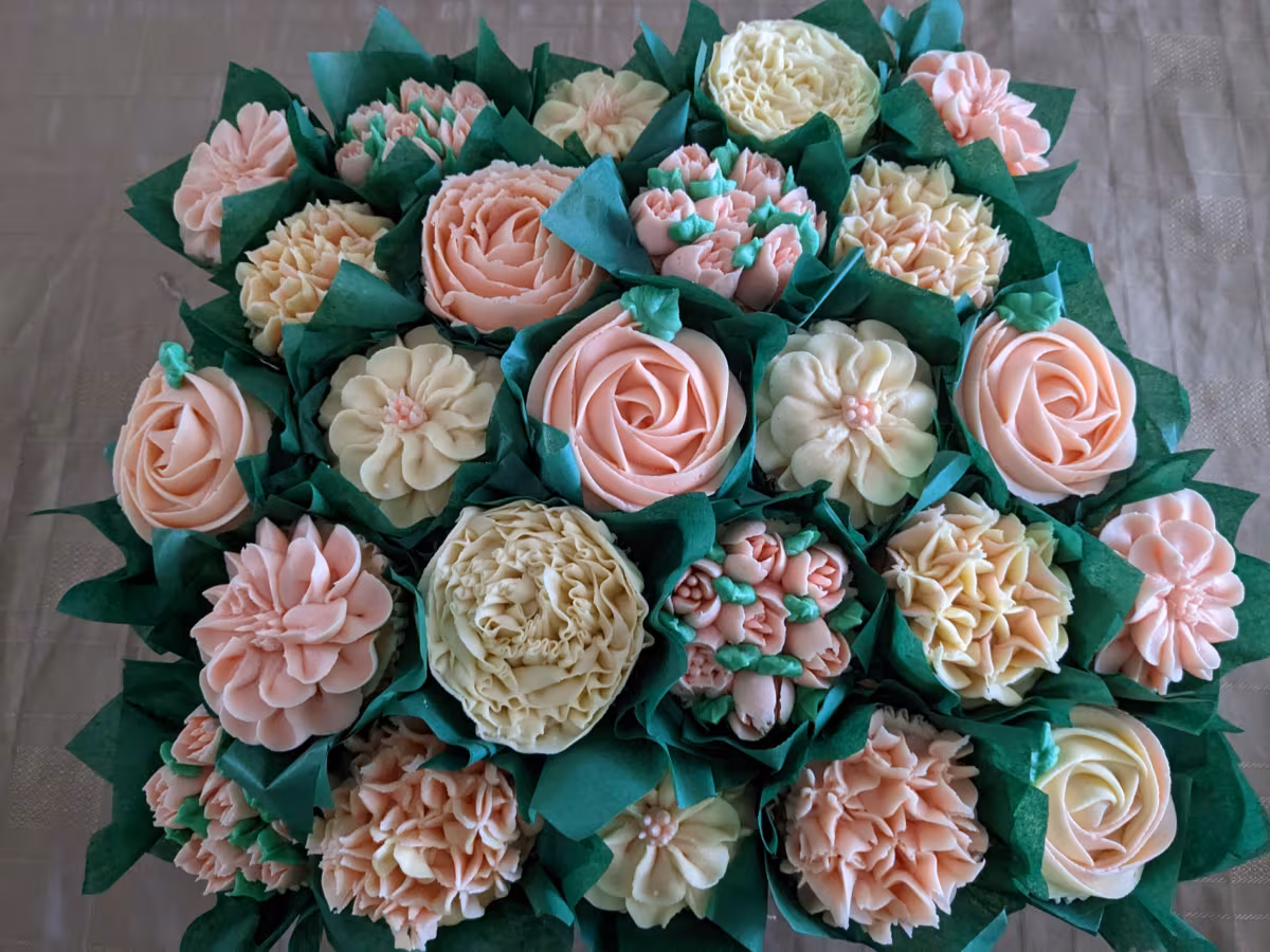 Mothers Day Cupcake Decorating Class, Saturday 14th March 2026 – 10.30-2.30pm